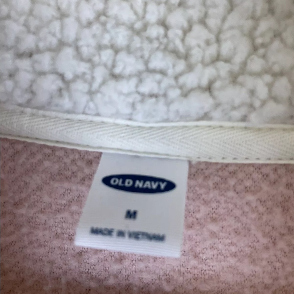 Old Navy Sherpa Sweater Size Medium Pink Fleece Pullover - Picture 2 of 13